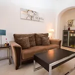 Ref 291 Con Terraza Y Piscina Cerca De La Playa Daire Benalmádena