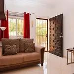Ref 291 Con Terraza Y Piscina Cerca De La Playa Daire Benalmádena