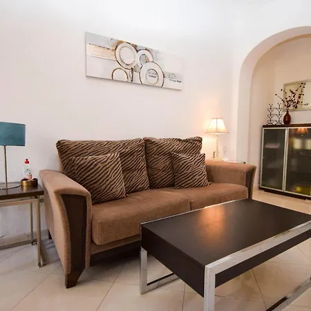 Ref 291 Con Terraza Y Piscina Cerca De La Playa